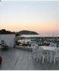 Ischia Casamicciola T riva mare, corso pedonale, centro