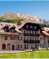 Offro Suite in Golf Hotel- Vigo di Fassa