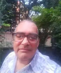 Uomo single cerca compagna per convivenza o matrimonio