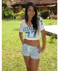 Io sono giovane, intelligente e laboriosa e la ricerca di un uomo per passare tutta la mia vita con.