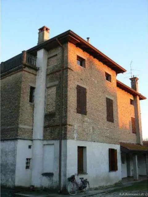 Casa indipendente in Vendita a 289.000 Casa indipendente in Vendita a 289.000