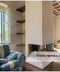 Castel Gandolfo -  Villa 9 locali € 1.950.000 T902