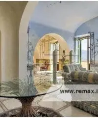 Castel Gandolfo -  Villa 9 locali € 1.950.000 T902