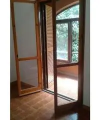 Lavinio-Lido di Enea: Vendita Villa in Via di Valle Schioia Lavinio-Lido di Enea: Vendita Villa in Via di Valle Schioia