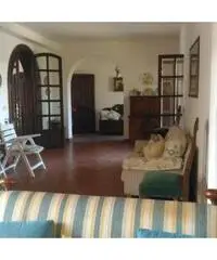 Lavinio-Lido di Enea: Vendita Villa da 210mq con due garage