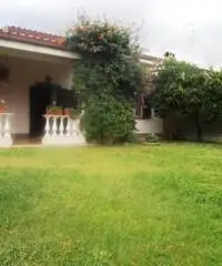 Rif: t14 - Villa in Vendita a Ariccia