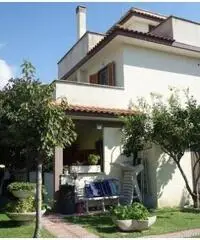 Tor San Lorenzo: Vendita Villa in Via Brenta