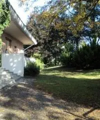 Colline Alessandria Villa con terreno 84-07-16