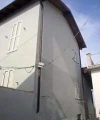 Rif: 21711044-449 - CASSINELLE ( AL ) : Casa indipendente su tre piani con terrazzo e ampio terreno