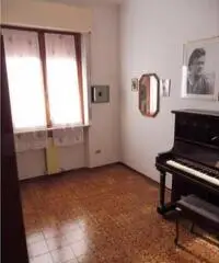 Vendita Cinque locali in Via Redipuglia Vendita Cinque locali in Via Redipuglia