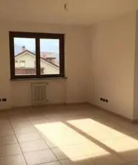 Vendita Trilocale in Frazione Cretaz, 27