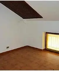 Vendita appartamento mq. 85 - Zona Valenzani