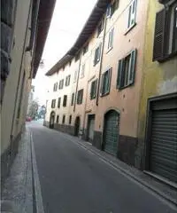 Alzano Lombardo Centro - Monolocale Ristrutturato: