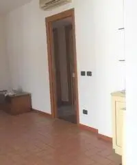 APPARTAMENTO di 3 vani e di 106 mq (GRUMELLO DEL MONTE) rif. 598