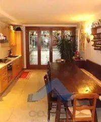 Scanzo Villa a schiera € 305.000 T4327iH