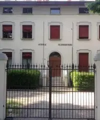 APPARTAMENTO AMPIO TRILOCALE