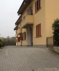VILLETTA A SCHIERA