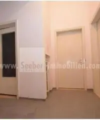 Vendita Trilocale in Via Wiedenhofegg