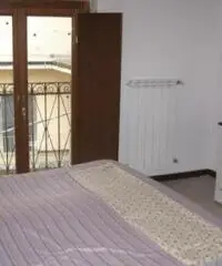 CAPRIOLO Via Balladore bella mansarda Euro 94.000,00 a riscatto Euro 6.000,00 più 550,00 mese rif. 4