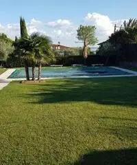 Moniga del Garda vendesi villa 5 vani 220 Mq