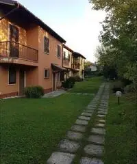 Polpenazze del Garda vendesi villa a schiera 3 vani 135 Mq