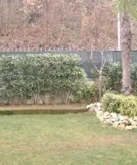 Puegnago sul Garda vendesi appartamento 80 Mq