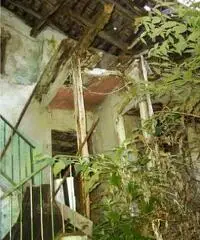 Vendita casa indipendente mq. 150 - Zona Vico