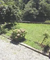 CASA INDIPENDENTE di 260 mq (PONTE LAMBRO) rif. 632