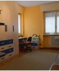 Trilocale con ampio garage e solaio