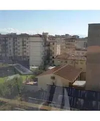 Appartamento in vendita a CAREGGI - Firenze 43 mq  Rif: 471098