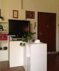 San Donnino, monolocale piano primo, ristrutturato, ripostiglio, bagno, euro 110.000. Classe energet