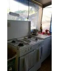 Roulotte 4 posti con veranda e cucinotto