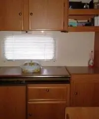 GRUAU 425 - posti 4+1 immatricolata 1994 colore bianco panna