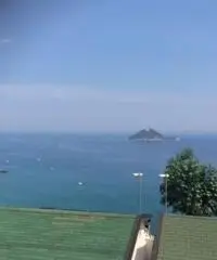 bungalow con annessa roulotte stanziale alassio fronte mare bungalow con annessa roulotte stanziale alassio fronte mare