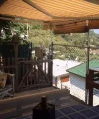 bungalow con annessa roulotte stanziale alassio fronte mare bungalow con annessa roulotte stanziale alassio fronte mare
