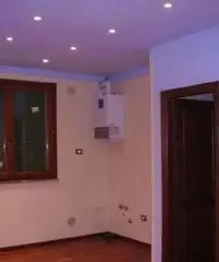 Massa e Cozzile: Appartamento Monolocale Massa e Cozzile: Appartamento Monolocale