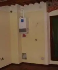 Massa e Cozzile: Appartamento Monolocale Massa e Cozzile: Appartamento Monolocale