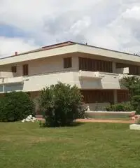 Appartamento sul lungomare di Marina di Massa Ronchi