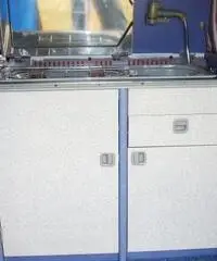 CAMPER PURO FURGONATO 4 POSTI VOLKSWAGEN T4 CALIFORNIA