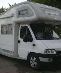 ARCA 715 glt immatricolata 2003 colore bianco ARCA 715 glt immatricolata 2003 colore bianco