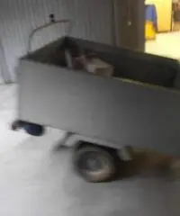 Carrello appendice molto robusto senza documenti