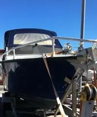 Barca NUOVA con carrello Barca NUOVA con carrello