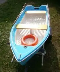 barca a motore ALTRO a remi anno 2005 lunghezza mt 4