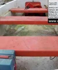 BARCA IN RESINA