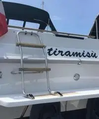 Sea Ray 25 Sundacer prezzo ribassato