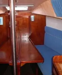 Barca a vela pronta alla boa. Pesca solo 90cm