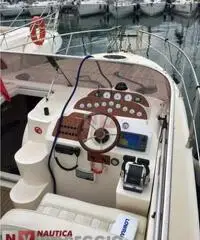 MANO' MARINE 28.50 SPORT - 2007 - 2 x 225 Hp MERCRUISER MANO' MARINE 28.50 SPORT - 2007 - 2 x 225 Hp MERCRUISER