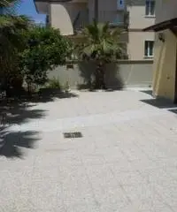 Villa di 8 locali in Vendita