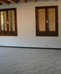 Appartamento a Montale Appartamento a Montale