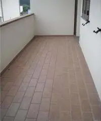 Casa indipendente a Monsummano Terme in provincia di Pistoia Casa indipendente a Monsummano Terme in provincia di Pistoia